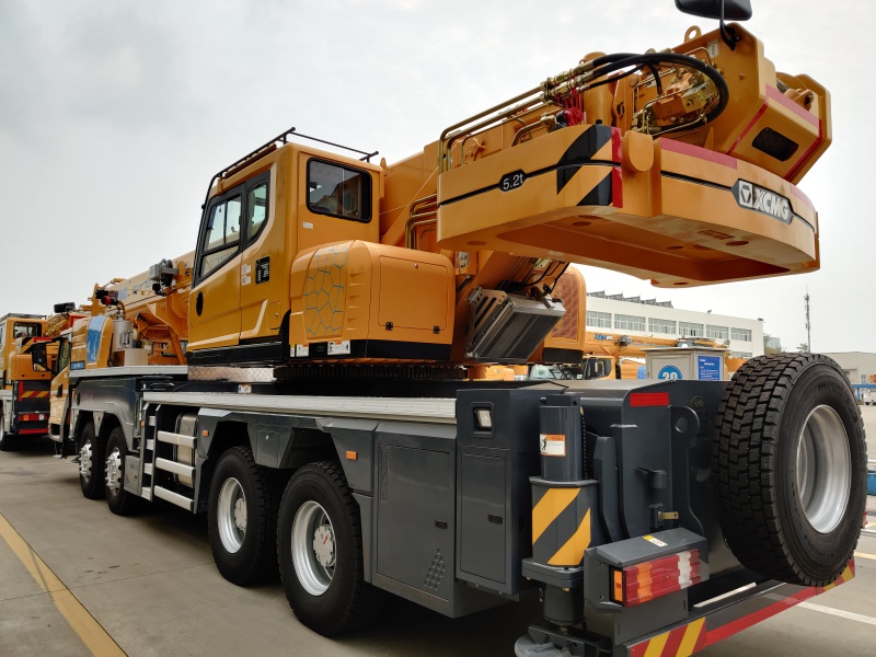 Изображение товара Автокран XCMG XCT70-S номер 6
