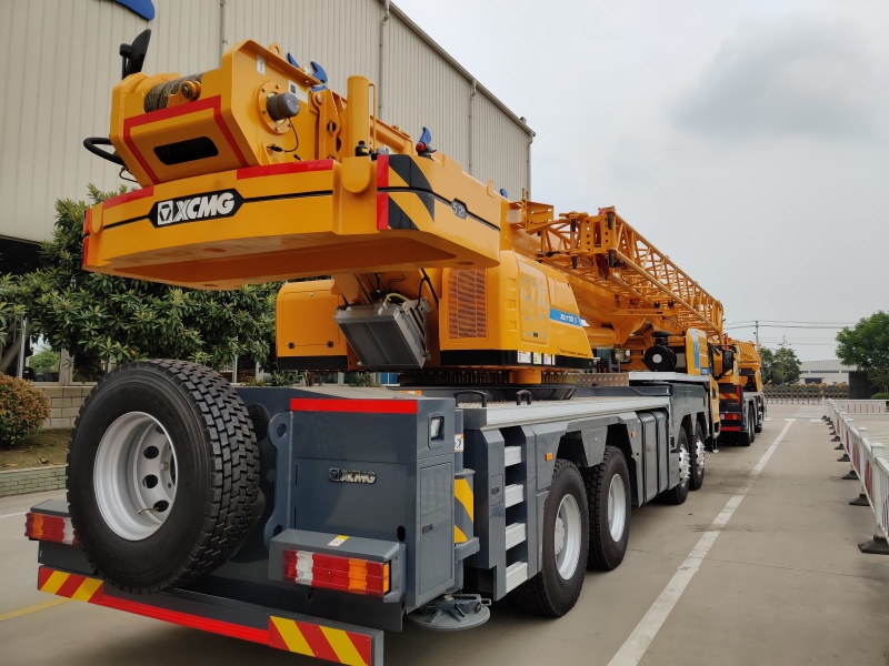 Изображение товара Автокран XCMG XCT70-S номер 7