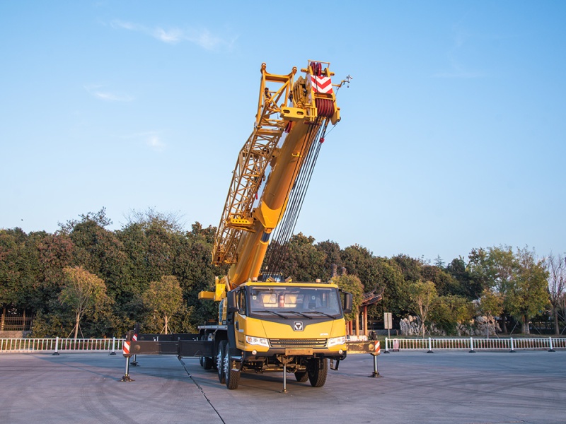 Изображение товара Автокран XCMG XCT70-S1 номер 8