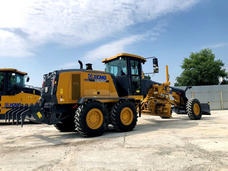 Изображение товара Автогрейдер XCMG GR2205AT номер 3