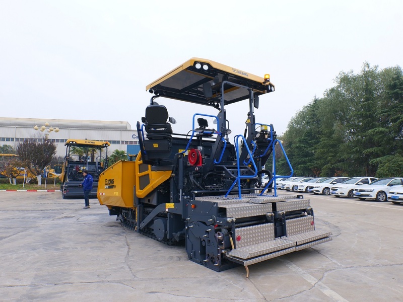 Изображение товара Асфальтоукладчик XCMG RP705 номер 3