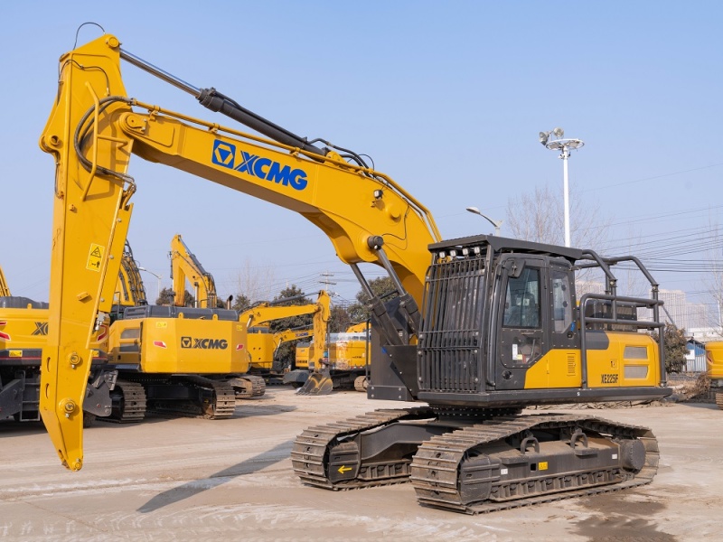 Изображение товара Лесозаготовительный экскаватор XCMG XE225F номер 3