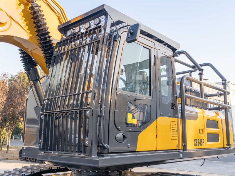 Изображение товара Лесозаготовительный экскаватор XCMG XE245F номер 3