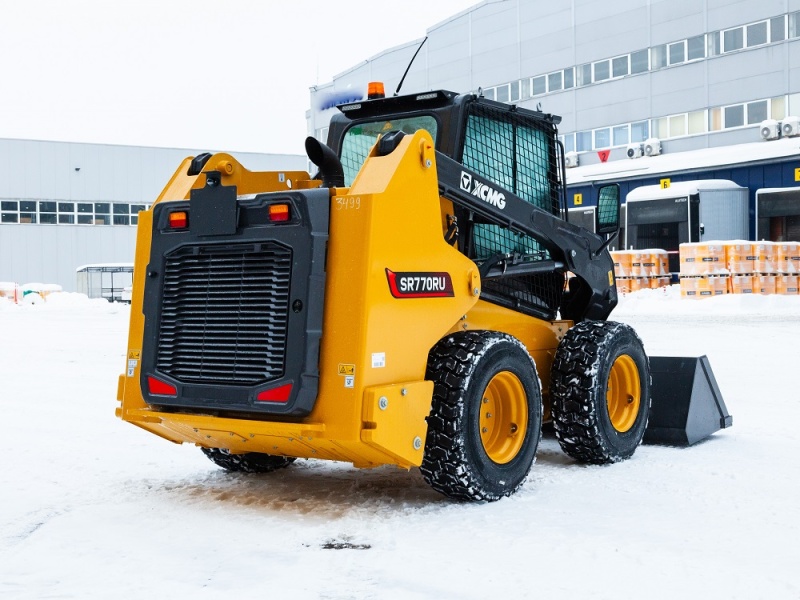 Изображение товара Колёсный мини-погрузчик XCMG SR770RU номер 4