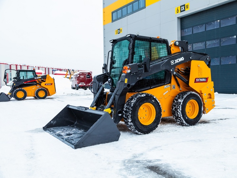 Изображение товара Гусеничный мини-погрузчик XCMG SV790RU номер 6