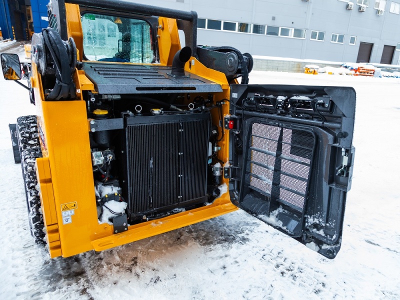 Изображение товара Гусеничный мини-погрузчик XCMG SV790RU номер 7